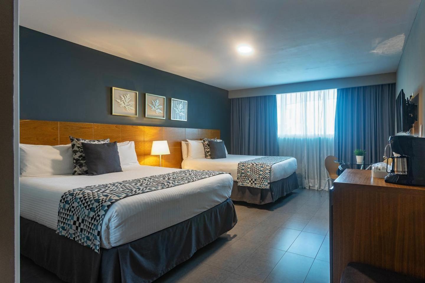 Hotel Aladino ซานโตโดมิงโก ภายนอก รูปภาพ